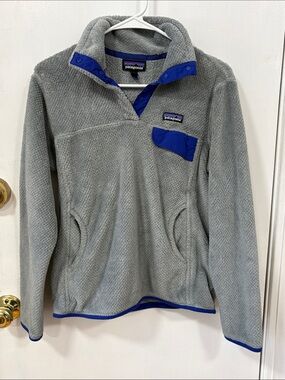 Patagonia Men’s Gray Fleece Zip-Up with Blue Trim